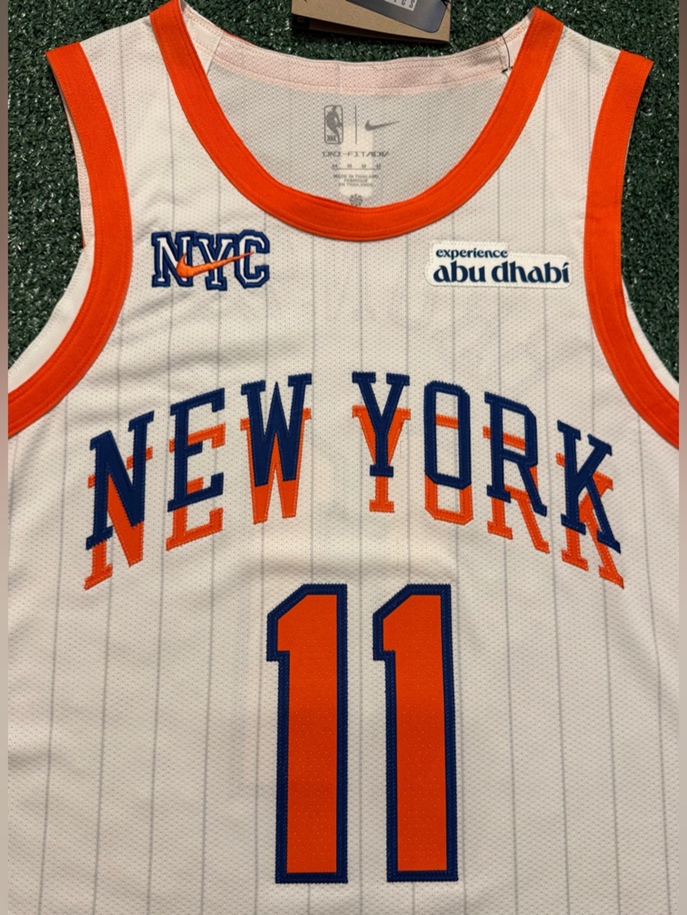 Authentic Jalen Brunson New York Knicks White City Edition Jersey Size 44/M - Picture 3 of 16